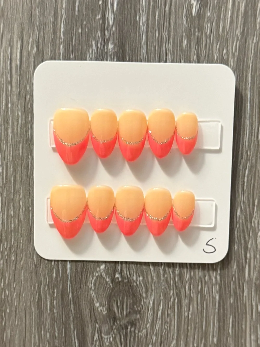 Peach & Coral Press-On Nail Set with Silver Detail